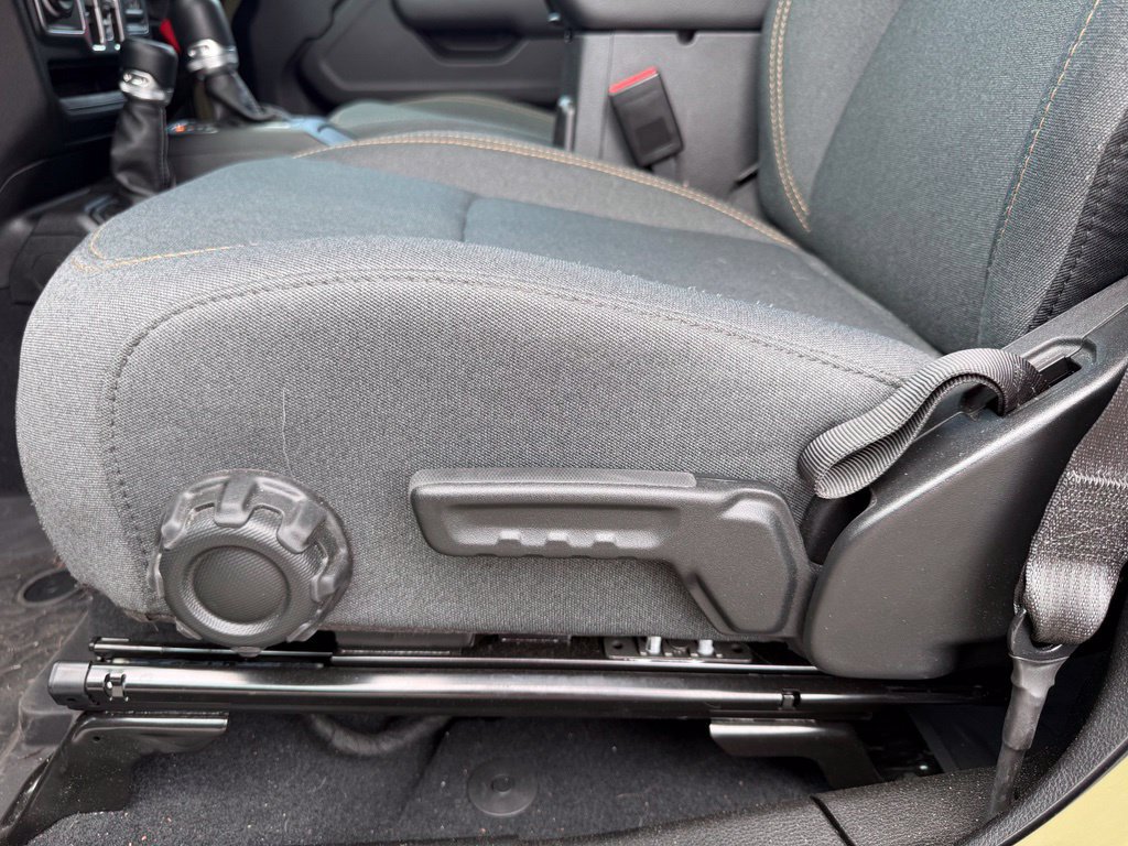 Used 2026 Jeep Wrangler Unlimited Sport AWD/4WD image 16