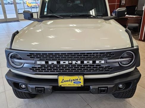 New 2025 Ford Bronco Badlands image 10