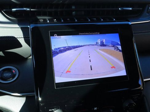 New 2025 Jeep Grand Cherokee Laredo w/ MOPAR Finishing Package image 6