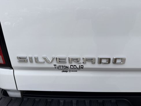 Used 2024 Chevrolet Silverado 2500 High Country w/ Technology Package image 22