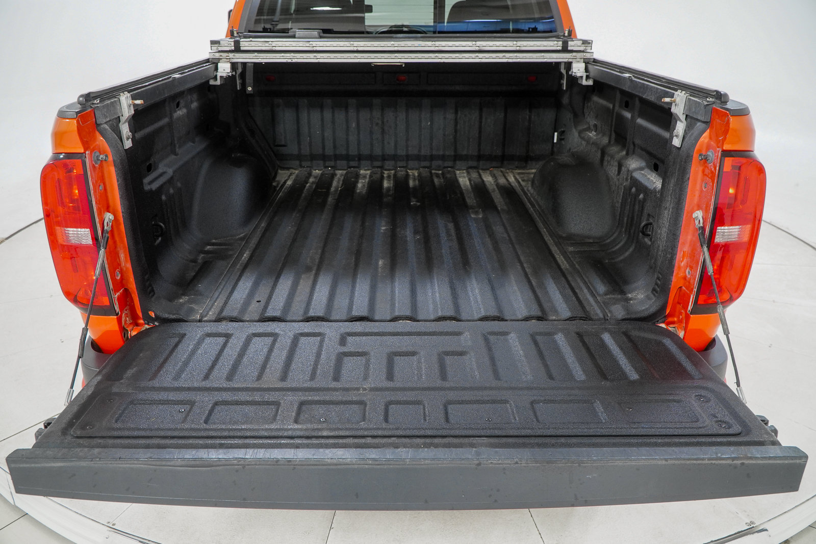Used 2016 Chevrolet Colorado Z71 AWD/4WD image 10
