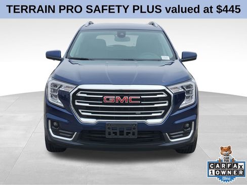 Used 2023 GMC Terrain SLT image 3