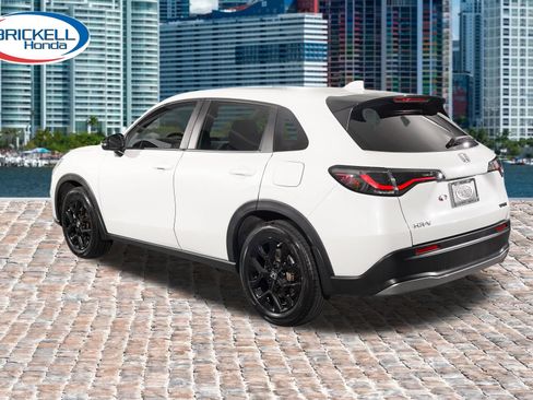 Used 2024 Honda HR-V Sport image 6