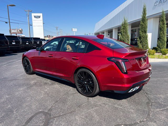 Used 2025 Cadillac CT5 V w/ Platinum Package RWD image 3