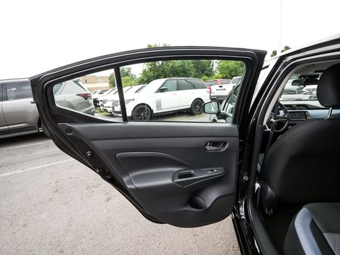 Used 2025 Nissan Versa SV w/ Trunk Package FWD image 12
