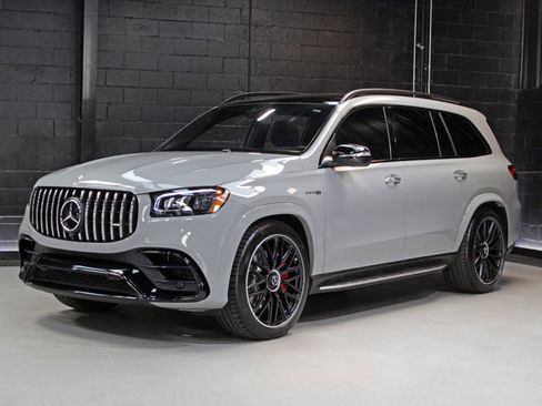 Used 2025 Mercedes-Benz GLS 63 AMG 4MATIC image 4