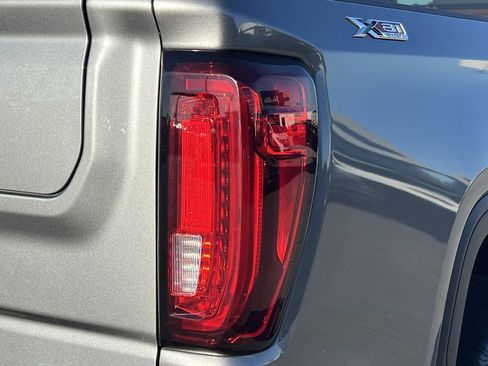 Used 2020 GMC Sierra 1500 SLT w/ SLT Premium Plus Package image 27