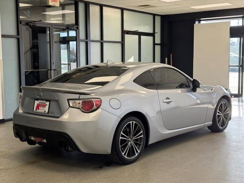 Used 2015 Scion FR-S image 10