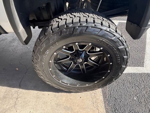 Used 2022 Chevrolet Silverado 2500 LTZ image 40