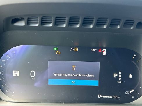 New 2026 Volvo XC90 B6 Core w/ Protection Package image 15