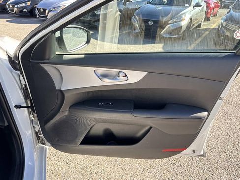 Used 2024 Kia Forte LXS image 14