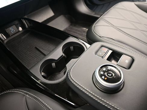 Certified 2024 Ford Mustang Mach-E Select RWD image 17