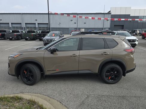 New 2026 Nissan Rogue SV w/ Rock Creek Premium Package image 18
