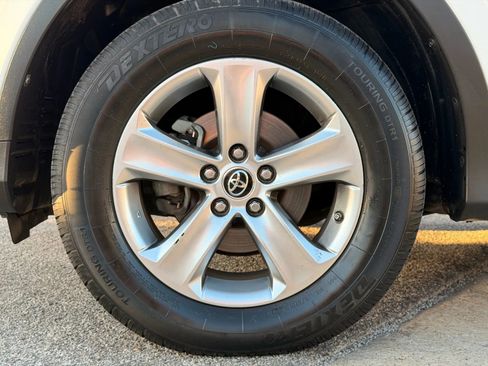 Used 2015 Toyota RAV4 XLE image 12