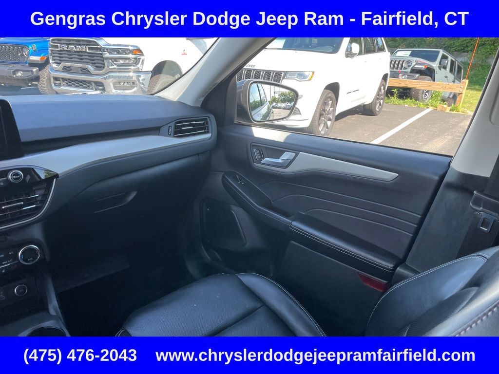 Used 2021 Ford Escape SEL w/ Technology Package AWD/4WD image 63