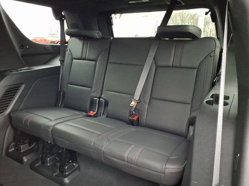 Certified 2022 Chevrolet Tahoe RST w/ Sport Performance Package AWD/4WD image 29