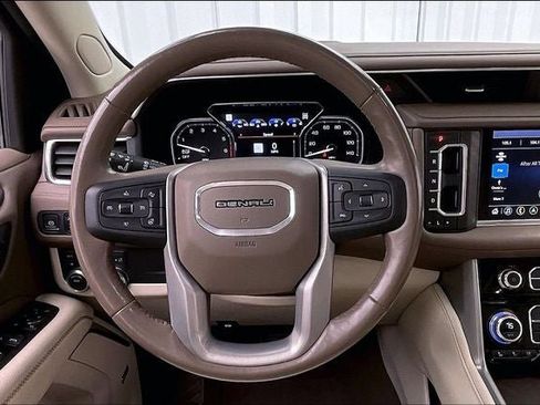 Used 2021 GMC Yukon Denali image 5