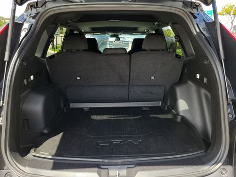 Used 2025 Honda CR-V Sport image 17