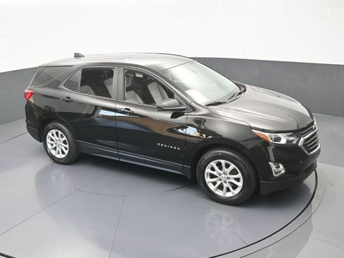 Used 2020 Chevrolet Equinox LS image 50