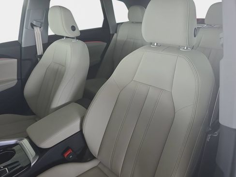 Certified 2025 Audi Q5 Premium w/ Premium Plus AWD/4WD image 19