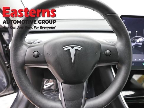 Used 2020 Tesla Model 3 Long Range AWD/4WD image 10