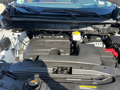 Certified 2024 Nissan Pathfinder Platinum w/ Cargo Package image 26