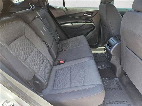 Used 2019 Chevrolet Equinox LT FWD image 22