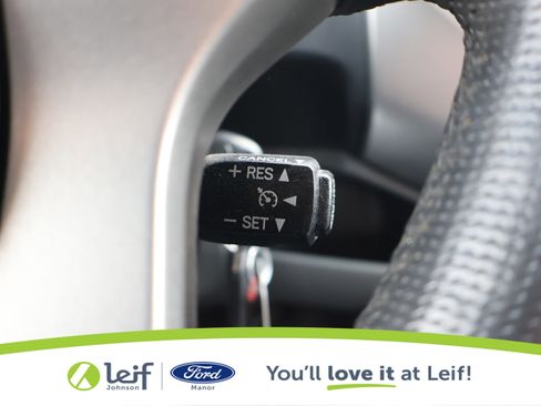 Used 2014 Toyota Tacoma PreRunner w/ SR5 Package image 19