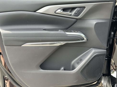 New 2026 Chevrolet Traverse LT w/ Midnight/Sport Edition FWD image 19