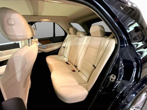 Used 2022 Mercedes-Benz GLE 350 4MATIC image 21