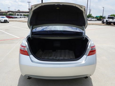 Used 2007 Toyota Camry XLE FWD image 32