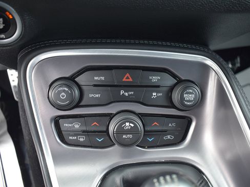 Used 2021 Dodge Challenger R/T image 11