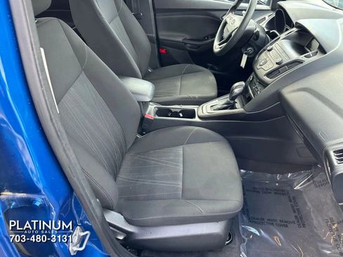 Used 2018 Ford Focus SE image 10