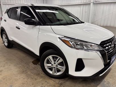 Used 2023 Nissan Kicks S
