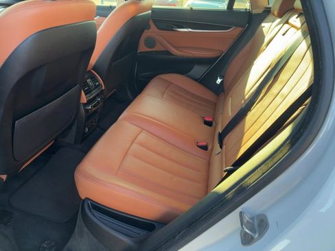 Used 2016 BMW X6 xDrive35i image 9