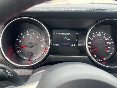 Used 2019 Ford Mustang Shelby GT350R w/ GT350R Equipment Group 920A RWD image 21