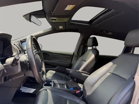 Used 2023 Honda Odyssey Sport image 16