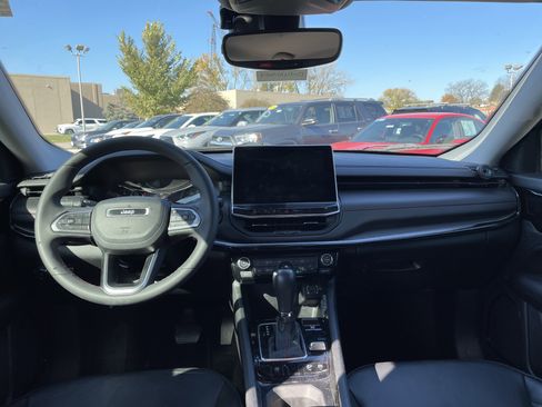 Used 2022 Jeep Compass Trailhawk w/ Trailer Tow Group image 18