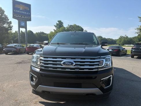 Used 2021 Ford Expedition Limited AWD/4WD image 3