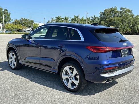 Used 2025 Audi Q5 Premium Plus w/ Premium Plus AWD/4WD image 7