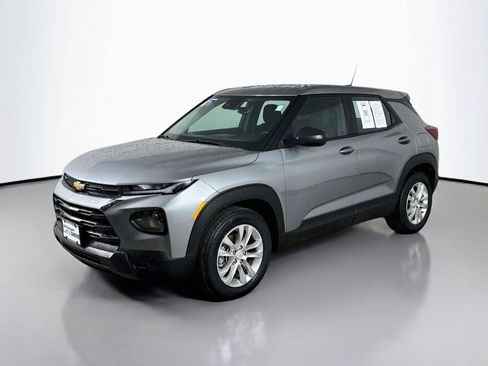 Used 2023 Chevrolet TrailBlazer LS FWD image 5