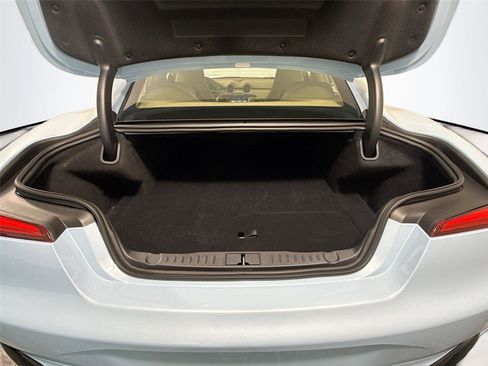 New 2025 Karma Revero Luxury image 18