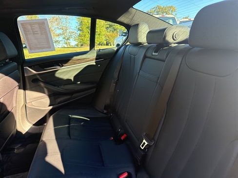 Used 2018 BMW 530i xDrive image 38