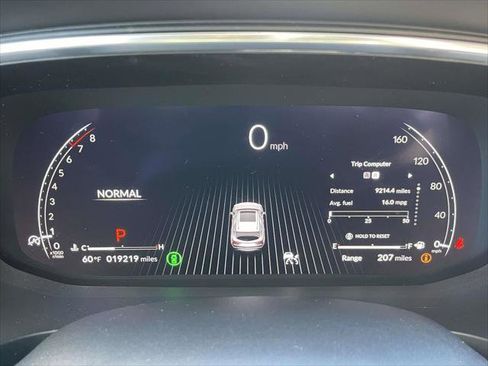 Used 2023 Acura MDX w/ Technology Package image 23