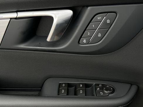 New 2026 Buick Enclave Preferred w/ Power Package image 23