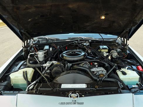 Used 1986 Cadillac Brougham Brougham image 16