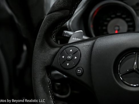 Used 2015 Mercedes-Benz SLS AMG GT Final Edition image 28