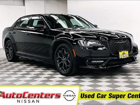 Used 2023 Chrysler 300 Touring L w/ Popular Equipment Group image 1