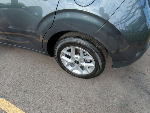 Used 2025 Kia Soul LX image 5