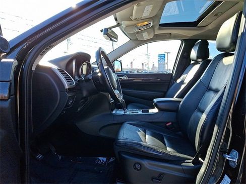 Used 2013 Jeep Grand Cherokee Laredo image 13